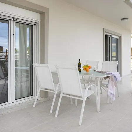 Daire Sea And Luxurious